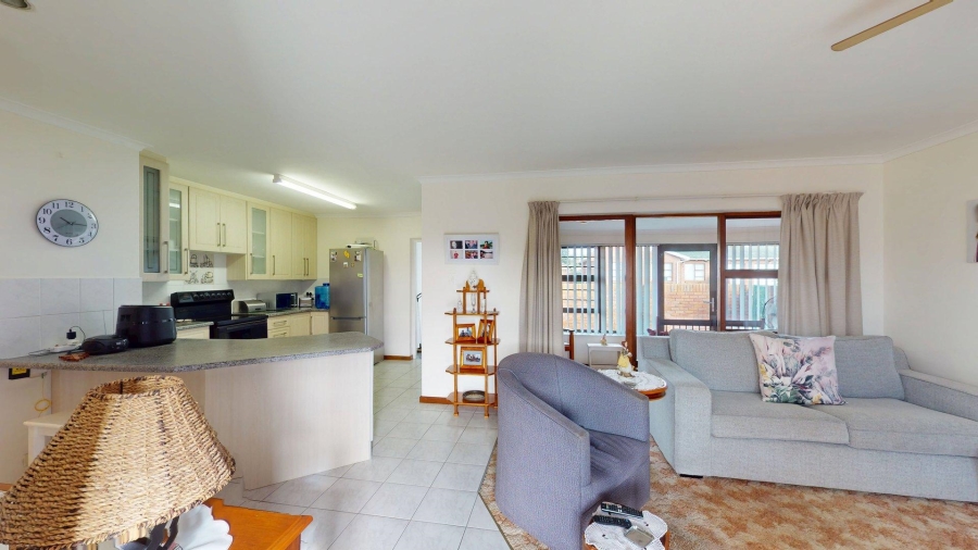 2 Bedroom Property for Sale in Sherwood Eastern Cape